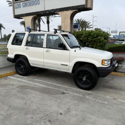 1994 Isuzu Trooper