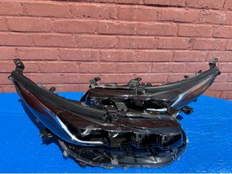 2017 2019 2021 Toyota Prius Prime headlights LED RH LH