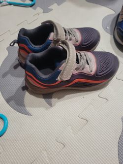 Carters Used Boy Shoes