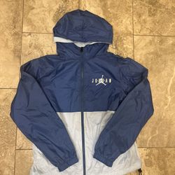 Nike Air Jordan ‘UNC BLUE’ Windbreaker DV7650-485 Men’s White/UNC Size Medium 