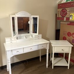 Make up vanity with side table