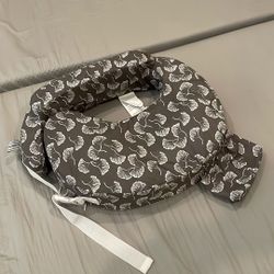 Newborn Feeding Pillow