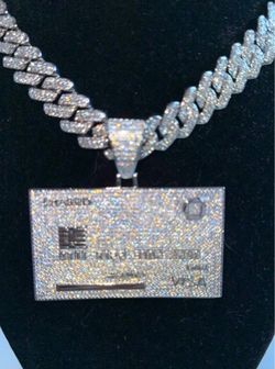 Vvs mossanite chain with pendant