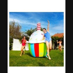 6ft Tall Cupcakes Sprinkler