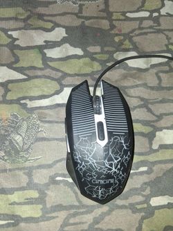 Keyboard and mouse wired