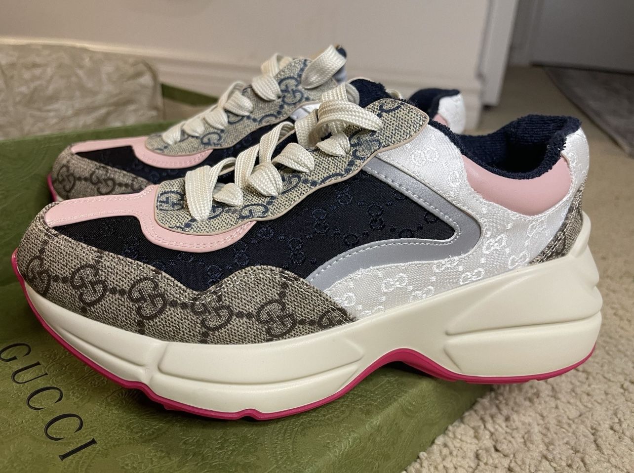 Gucci Shoes Size 6