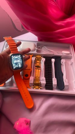 Smart Watch And Earbuds 