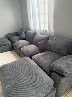 Sectional couch