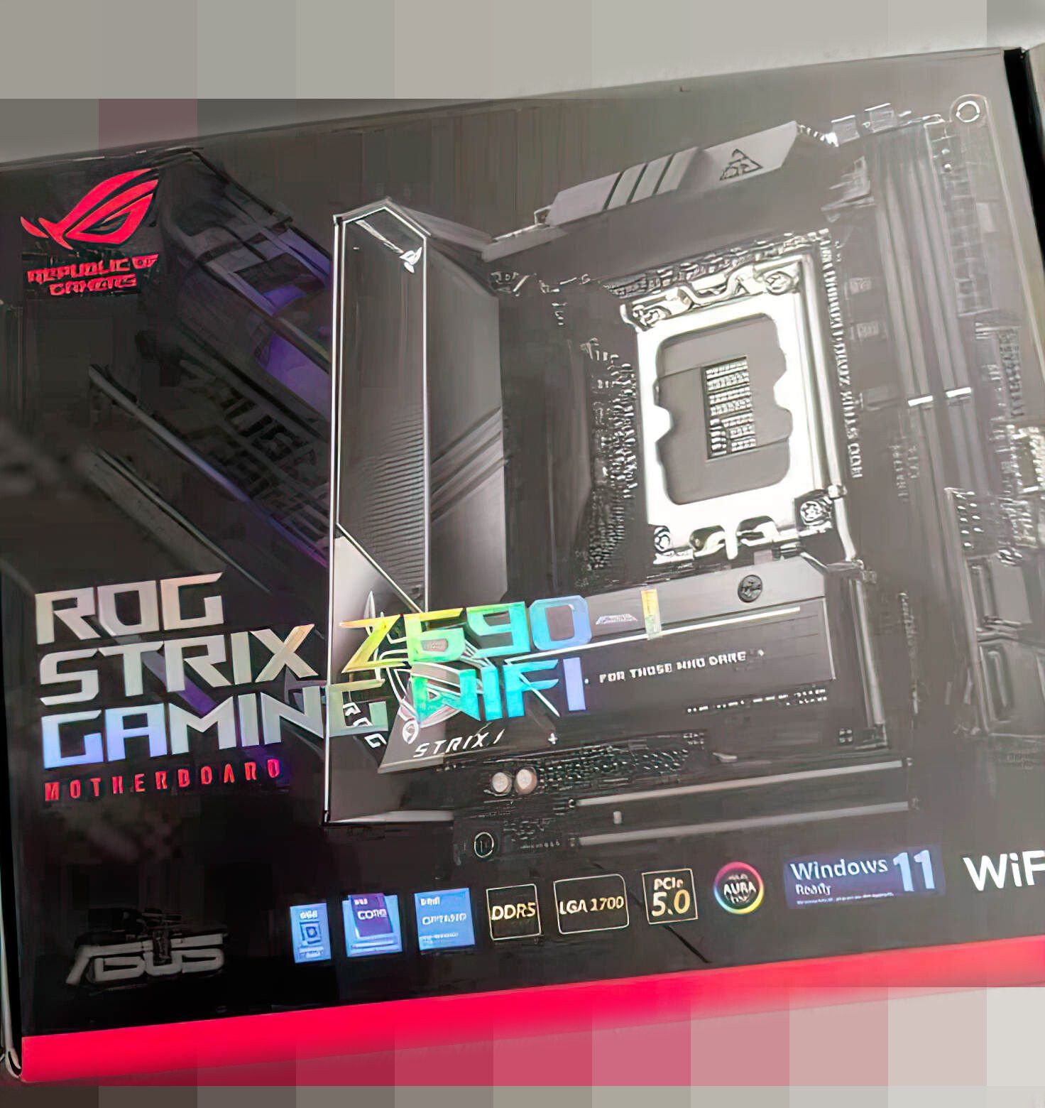 ASUS ROG Strix Z690-I Gaming WiFi 6E LGA 1700 Intel mini-ITX gaming motherboard (PCIe 5.0,DDR5,Thunderbolt 4,2.5Gb LAN,USB 3.2 Gen 2x2 fron