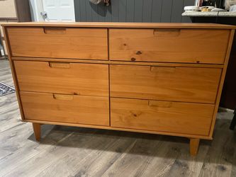 Mid Century Modern Dresser - Read Description