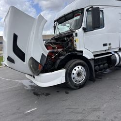 Volvo Sleeper Clean Title 