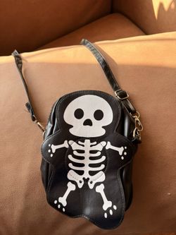 Skeleton Purse 