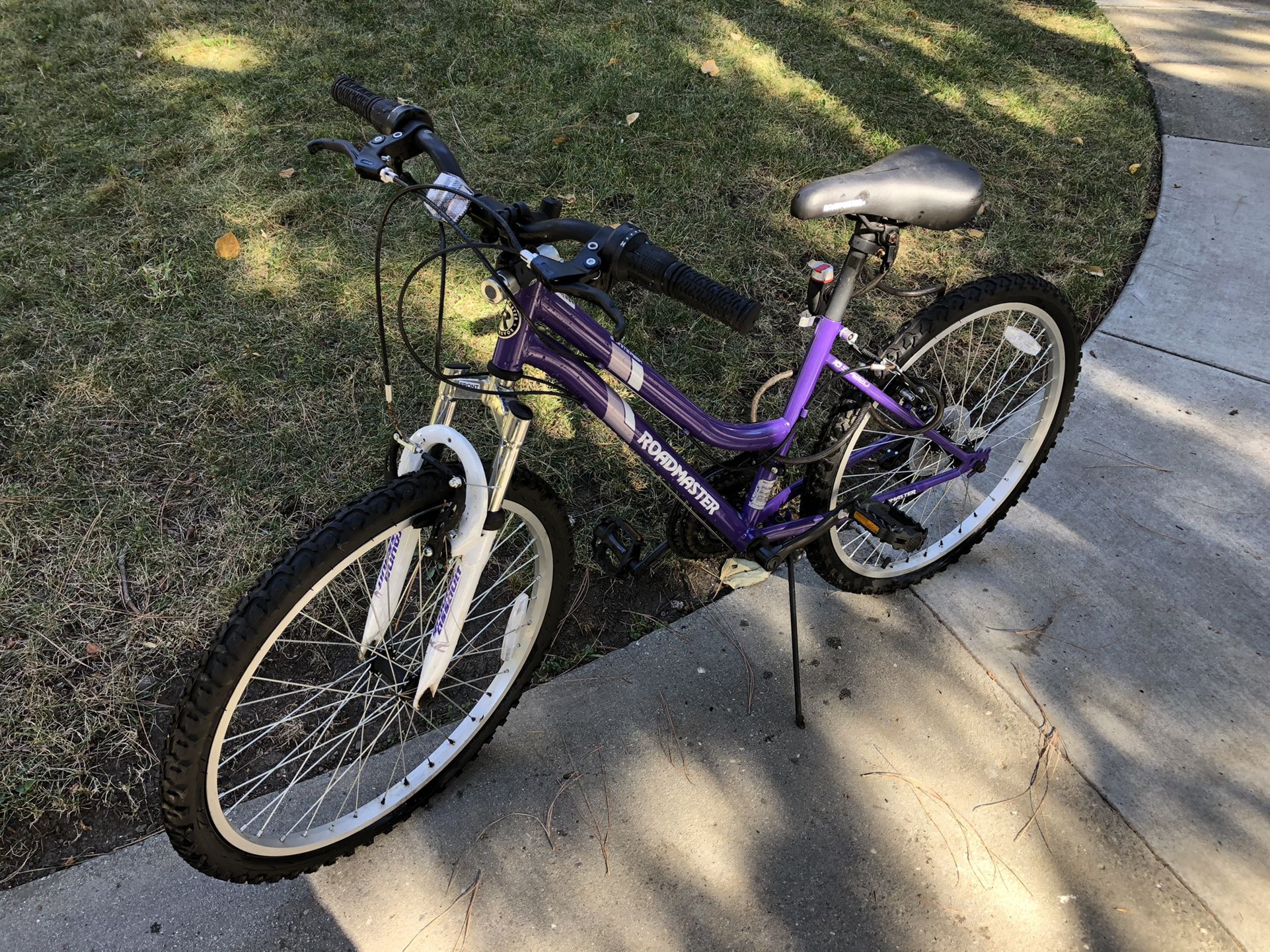 24" Roadmaster Purple Mountain Bike**