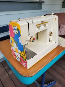 Pennycrest swing and go portable sewing machine.