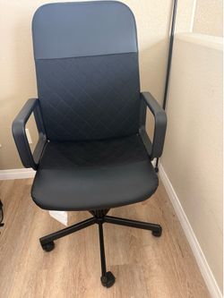 Swivel Office Chair