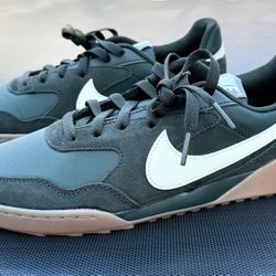 NEW IN BOX NIKE TERRA MANTA SUEDE - Men's Shoes - Size 10