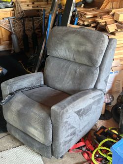 Easy lift chair