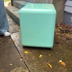 Mini Refrigerator 