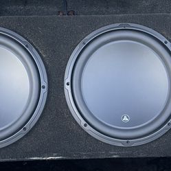 JL AUDIO.    2-12” W-3