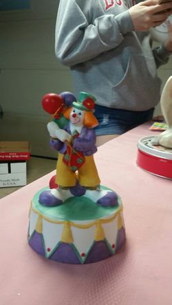 Clown music box