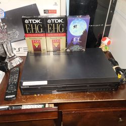 Sony DVD Player/Video Cassette Recorder With Remote