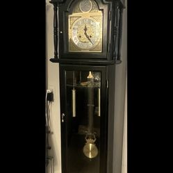 Grandfather Clock 