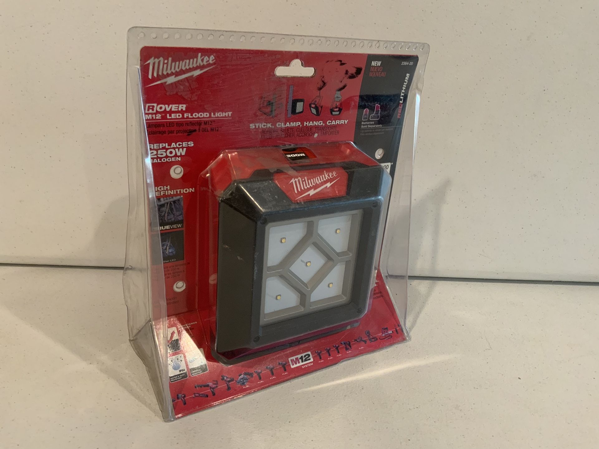 Milwaukee M12 12-Volt 1000 Lumens Lithium-Ion Cordless Rover LED Compact Flood Light (Tool-Only)