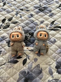 Labubus (READ DESCRIPTION)