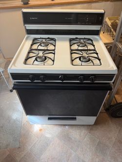Magic Chef Gas Stove