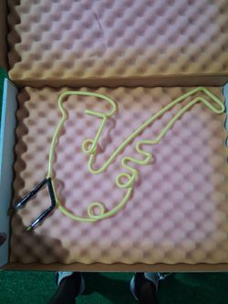 Custom sexophone neon light