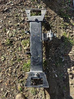 Peterbilt 386 , 379 Frame Crossmember