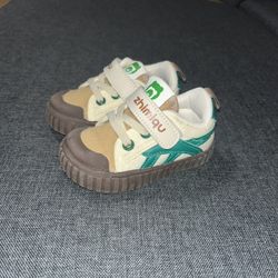 Size 4 Little Kid Shoes 