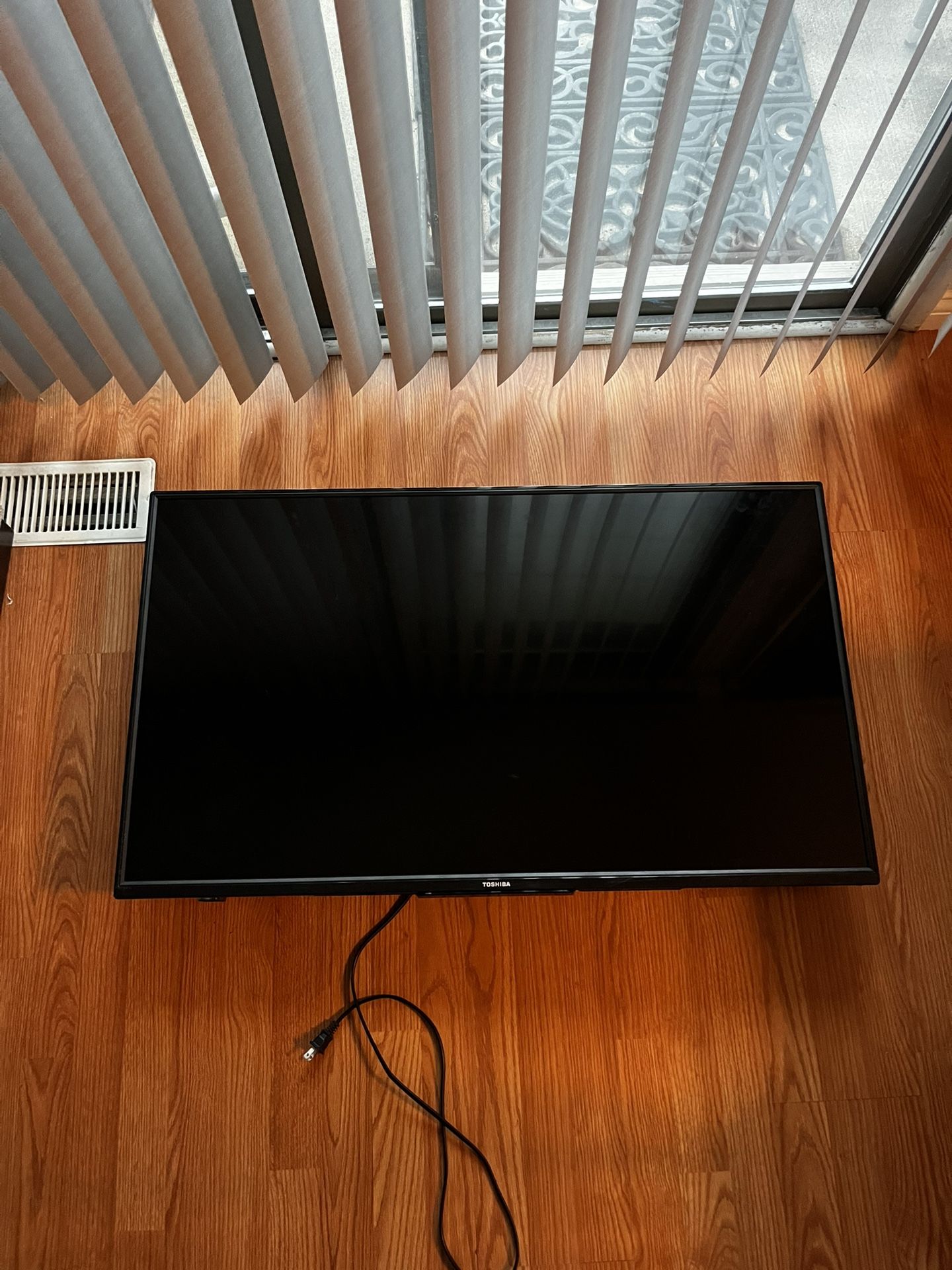 Toshiba 43” 4k Tv