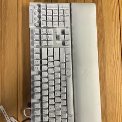 Razer blackwidow pro with Razer Green Switches Gaming Keyboard 