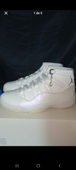 Air Jordan 11 Retro Men Size 10