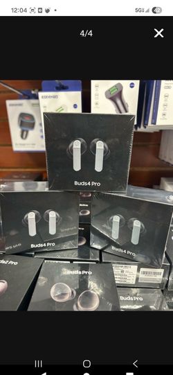 Buds 4 Pro /L-Samsung New in Box
