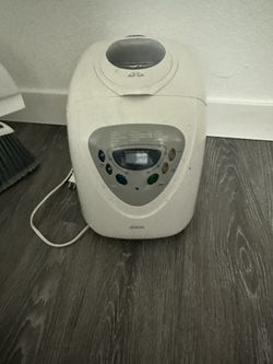 SunBeam Bread Maker