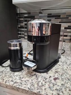 Nespresso Vertuo Next + Aeroccino3 Milk Frother Set