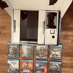 Playstation 4 (500 gb) In box