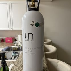 UNS Cylinder Pro CO2 Tank- 20Lbs