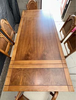 **READ** Beautiful Dining Table & 6 Chair Set