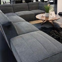 Modern sectional sofa sale- limited supply- zero interest Finance available- shop now pay later. 🔥🔥HOT BUY🔥🔥