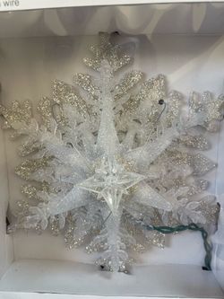 Snowflake tree top