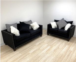 Sofa and Love Seat📦