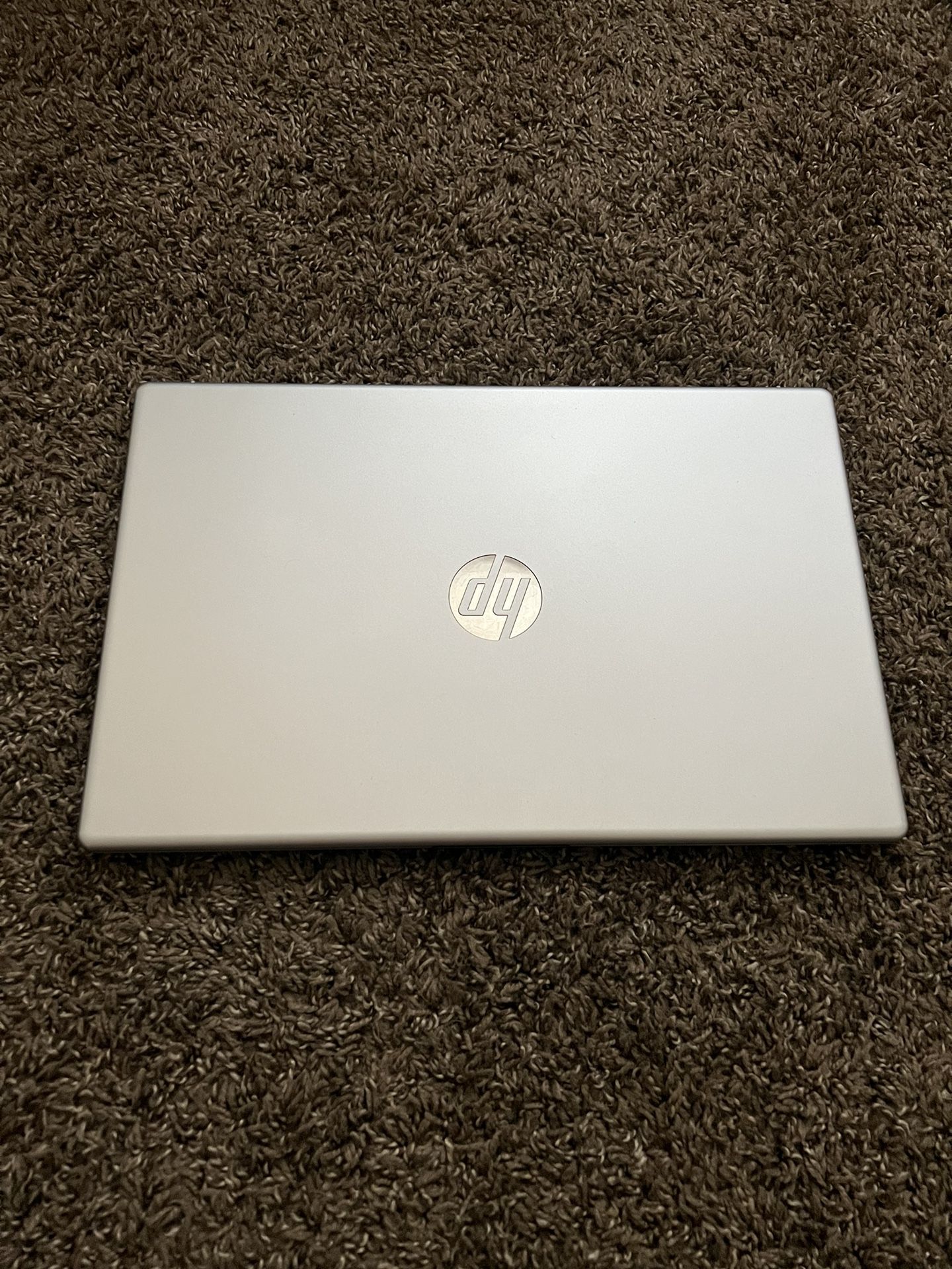 HP LAPTOP SELLING FOR $200