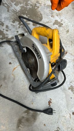 Dewalt Cyrcle Saw 