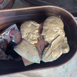 Antique Chalkware Abraham Lincoln And George Washington Wall Hangings