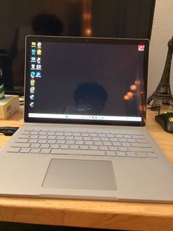 Micro soft surface book with a detachable screen