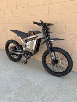Coswheel R19 Electric Dirt Bike 9000W 72V 40AH 60 MPH