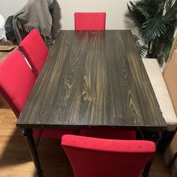 Dining Room Table 